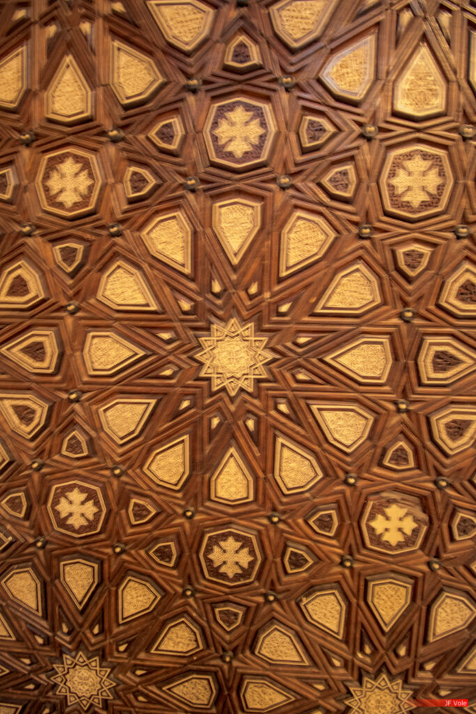 Al-Mu'allaqah - Caire copte - Cairo - Cairo Governorate - Coptic Cairo - Country - Egypt - Gouvernorat du Caire - Hanging Church - Le Caire - Old Cairo - Patrimoine - Patrimoine mondial - Patrimony - Pays - Vieux-Caire - World Heritage Site - Égypte - église suspendue - القاهرة - القاهرة القبطية - مصر القديمة - ٱلْقَاهِرَة - Le Caire Gouvernorat du Caire Égypte
